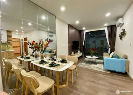 Chính chủ bán ch viva plaza 2pn 2vs căn góc view sông và lm81 tặng full nội thất đang cho thuê 15tr