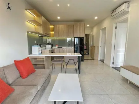 Kinh doanh thua lỗ, bán gấp chung cư city gate 74m2, 2pn 2wc, giá 1ty680