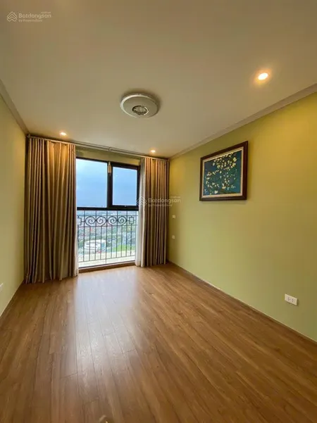 Bán the garden hills chồng chuyển công tác, 68,8m2, 2 ngủ, giá 5,3 tỷ. vk ck m đi làm xem nhà tối.
