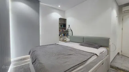 Gấp. chủ thiện chí gửi bán gấp căn hộ 3pn star hill, diện tích 103m2, nội thất cao cấp, giá 8,7 tỷ