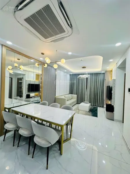 Căn góc 2 ban công 55m22pn ở ngay hoặc khai thác cho thuê đã có sổ bank 70% full nt