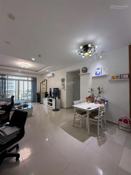 Bán căn hộ riverside residence 85m2 căn góc,nhà đẹp view thoáng giá 7,75 tỷ.
