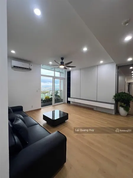 Bán căn 3 pn, 2wc. s= 97m. gía 5,9 tỷ, full đồ. dự án chung cư văn khê, la khê, hà đông, hà nội