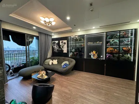 Bán căn 3pn 100m2 view sông hồng đã có sổ full đồ giá bán 9.7 tỷ (ctl) / 0986 558 ***