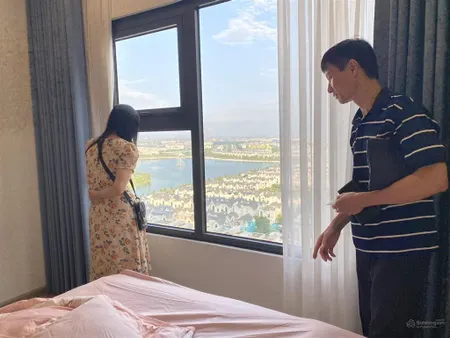 Bán chung cư vin ocean park 1 căn góc 3pn view toàn cảnh biển hồ 80m2, giá 5,59 tỷ