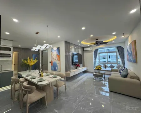 Cần bán căn hộ sky garden, 3pn 2wc, nhà mới, vào ở ngay, sổng hồng liền tay