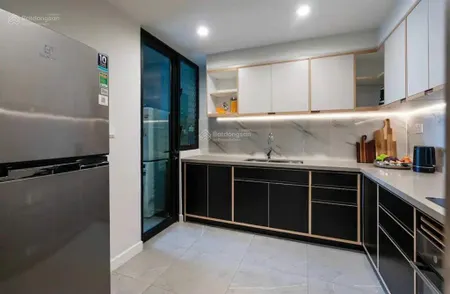 Cần bán căn hộ duplex zenity. q1 3pn, 3wc full nội thất.