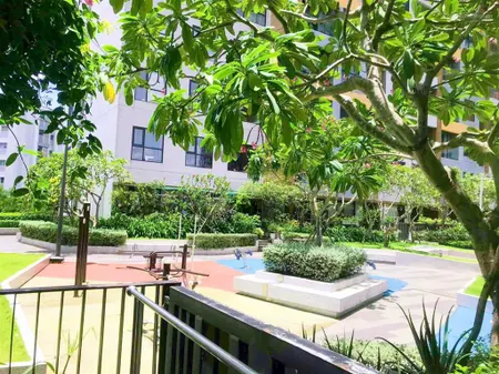 Căn hộ tầng 3 sân vườn riêng, hướng đông đón nắng ban mai, tdt 108m2. nhà sổ sẵn. giá 5,365 tỷ tm