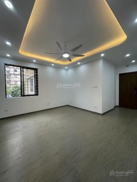 Bán gấp căn hộ toà b6b nam trung yên, nguyễn chánh, diện tích 75m2, 3 ngủ 2 vệ sinh