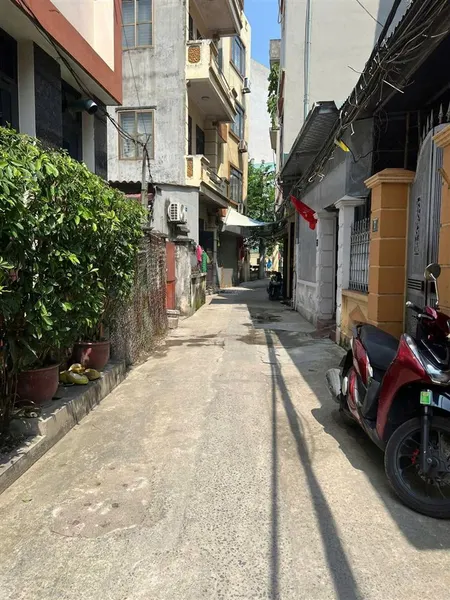 Đất an dương vương, tây hồ 98m2, mt 7m, 18.8 tỷ ô tô 7 chỗ nở hậu ngõ thông