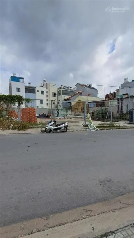 Bán đất mt đường linh đông, p. linh đông, quận thủ đức (4x28m) giá 9 tỷ