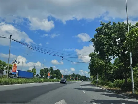 Bán đất chính chủ diện tích 70m2, mặt tiền 5m, có vỉa hè 2m. đường ô tô tránh, giá 1 tỷ 7 xx