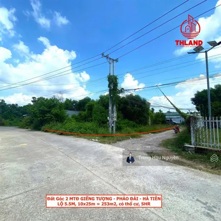 Đất góc 2 mặt tiền đường giếng tượng pháo đài hà tiên. lộ 5.5m, 10x25m, thổ cư, sổ hồng riêng.