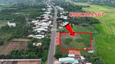 Bán 100m mặt tiền quốc lộ 14 gần chư sê