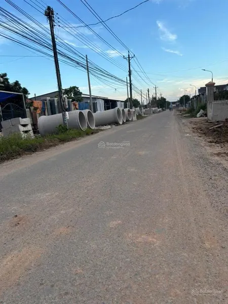 Bán gấp đất mặt tiền hương lộ 15 thuận tiện kinh doanh, sổ riêng thổ cư, gần chợ thạnh phú