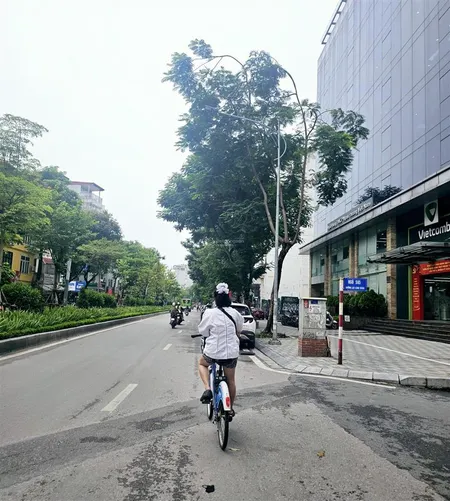 Đất mặt phố lạc long quân, view hồ tây, vỉa hè lớn, xây tòa 9 tầng kinh doanh đỉnh, dt170m, mt 6.5m