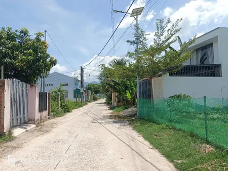 Cần bán lô đất mặt tiền đường mẫu 7 bê tông 7m giáp vĩnh phương giá đầu tư hay xây nhà bán