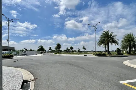 Cần bán đất KDT Đại Phước cách Cầu Cát Lái 2km - Giá chỉ 18triệu/m2 -Sổ Hồng Riêng