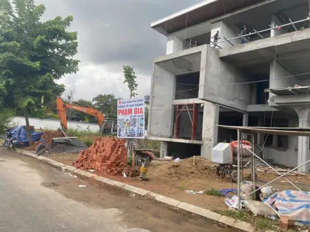 Chính chủ cần bán lô góc 3mt view sông khu biệt thự đảo nổi 435m2 ngang 15,8m giá sụp hầm