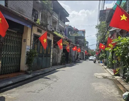 Gần phố mặt tiền rộng thông số đẹp ngõ thoáng 36 m2 ngọc trì thạch bàn
