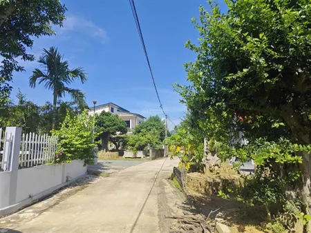 860m2 mặt tiền 23m sẵn khuôn viên nhà vườn chỉ việc ở tại công nghệ cao hòa lạc