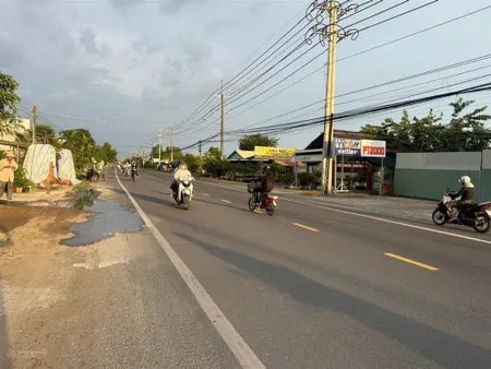 Cần tiền bán nhanh lô mặt tiền quách thị trang dt 175m, full thổ thuận tiện kinh doanh, giá 4,5tỷ