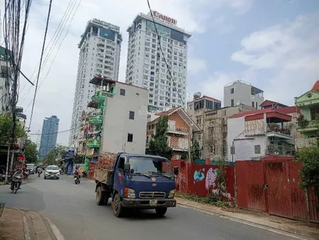 Vị trí đẹp độc đỉnh đất rộng 500 mặt tiền 24m giá 142 tỷ. thửa đất vàng phú xá