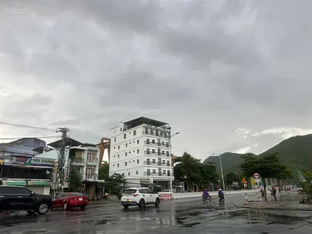 Hàng hiếm thửa đất đường trục chính 35m mặt tiền lớn 13.5m kinh doanh buôn bán sầm uất chỉ 60tr/m2