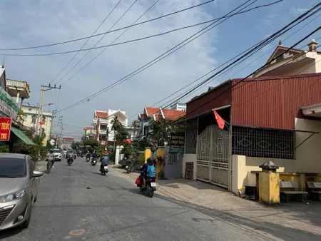 Chính chủ cần bán lô trục chính kd giá tốt đầu tư. đối diện kcn vsip, 105m2 mặt tiền 4,8m