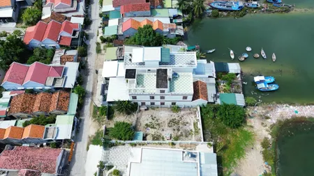 Bán Lô đất View Vịnh Hòn Khói, Gần Bãi Tắm DỐC LẾT giá cực tốt 354m2 giá 3,65 tỷ ( có thương lượng) 
Số chứng chỉ: đang đợi cấp chứng chỉ mới , số chứng nhận: MG 25- 625