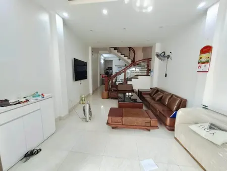 Hiếm nhà đẹp 5 tầng mặt phố Hà Trì 2, 60m2, mặt tiền 4.4m, vỉa hè và đường ô tô rộng, giá 17 tỷ