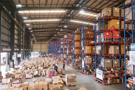 XT318 nhà xưởng kho chứa hàng phụ vụ vận hành logistic, gần nhiều cảng , cao tốc, sân bay