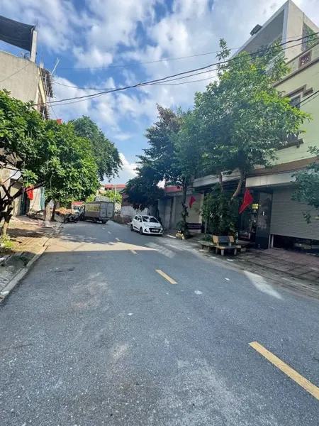 Bán 81m đất giãn dân đồng quán khả lễ. Đường thông thẳng ra đường lý quốc sư. Làn 2 đường bình than. Phường võ cường bắc ninh