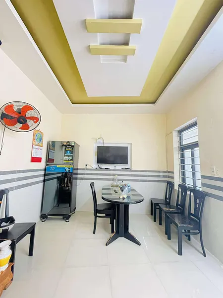 ♣ Nhà gần MT Điện Biên Phủ, đoạn giữa, 50m2, 2 tầng đúc cứng cáp, thoáng, nhỉnh 3 tỷ