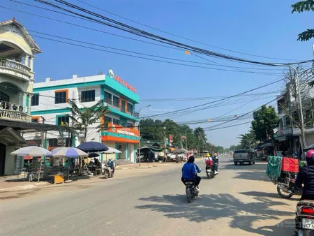 Chính chủ bán nhanh lô đất trục chính 77m2 sau ubnd bình yên