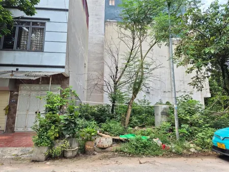 Mảnh đất vàng phân lô ô tô tránh dịch vụ kiến hưng,hà đông. dt 50m * 5.56m * giá 13.5 tỷ. kdoanh
