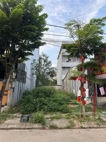 117m2 mặt tiền trần quý kiên, xuân phú. sau lưng trường nguyễn tri phương. cạnh chung cư vincoland