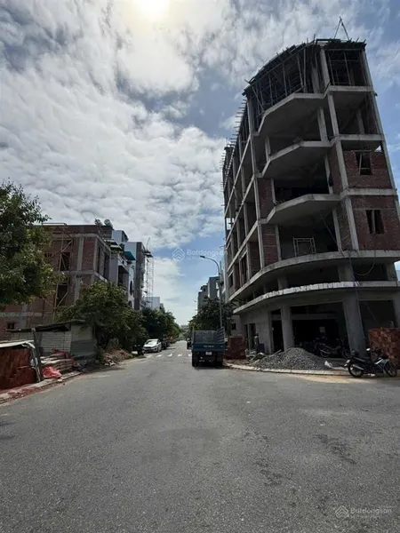 Bán lô đất mặt tiền hoà phú 28 khu e8 kim long đà nẵng