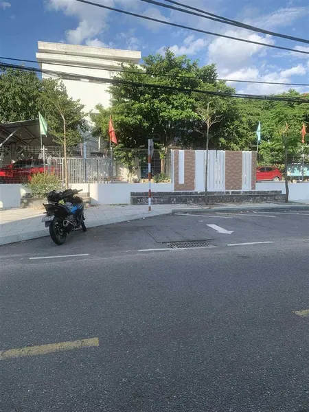 Bán lô đất mặt tiền đường 10m5 nguyễn duy trinh khu kinh doanh đông đúc .. hòa hải . đà nẵng