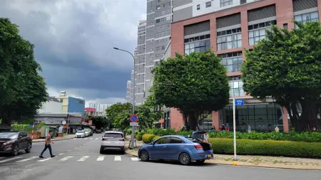 Siêu rẻ để đầu tư! khuôn đất 1.400 m2 3 mặt tiền đường nguyễn hữu thọ thu nhập hơn 500 triệu/th