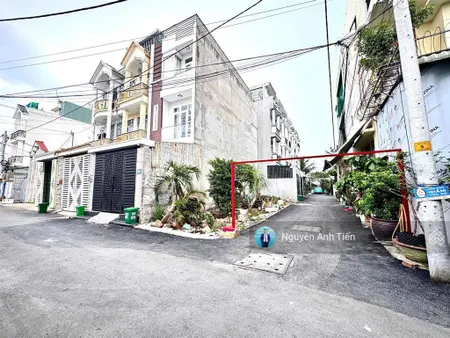 Đất góc hai mặt tiền hẻm 6m ngay quốc lộ 13, thông vào kdc hồng long