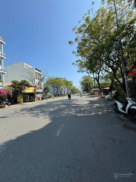 Bán đất đẹp 112m2 2 mặt tiền đường 15m trần nhân tông kinh doanh tốt quận sơn trà , đà nẵng.