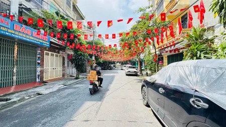 Phân lô oto kinh doanh lãng yên nhà mới ở ngay hàng xóm thân thiện