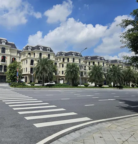 Bán nhà biệt thự lô góc 2 mặt đường khu đô thị mới dương nội hà đông hà nội 240m2