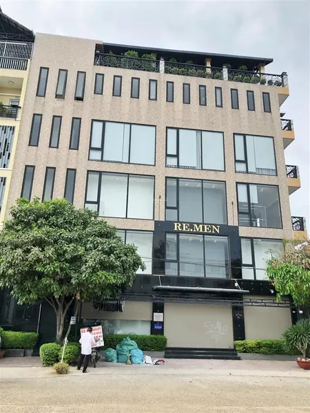 Bán tòa nhà hầm 5 tầng mới xây ngay lotte mart dt 14x25m ( 1200m2 sàn ) giá chỉ 35 tỷ