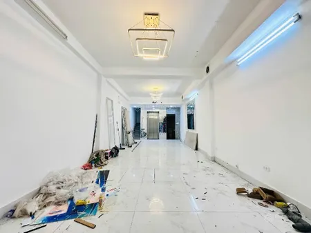 Bán nhà nguyễn khang, dt 55m2, 7 tầng thang máy, gần ô tô, ngõ thông, kinh doanh