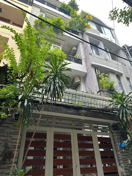 Nhà đẹp 4 tầng hẻm xe hơi, kinh doanh, phố cống quỳnh quận 1 chỉ 19.5 tỷ