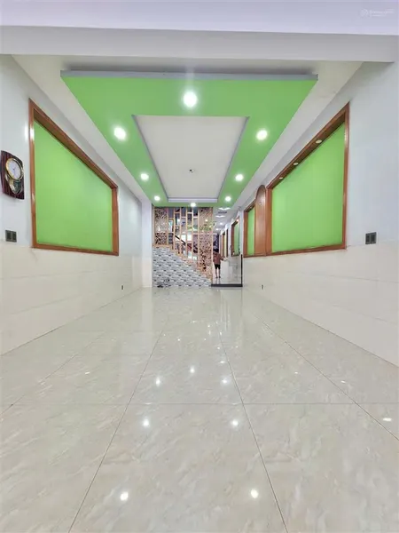 Bán nhà 1 trệt 3 lầu mt đường hai bà trưng, p. đông hòa, tp. dĩ an