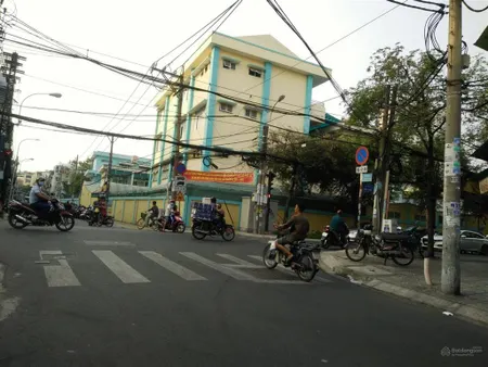 Bán nhà góc 2 mặt tiền bãi sậy, ngang 4m6 dài 20m vuông vức, mặt tiền kinh doanh quận 6