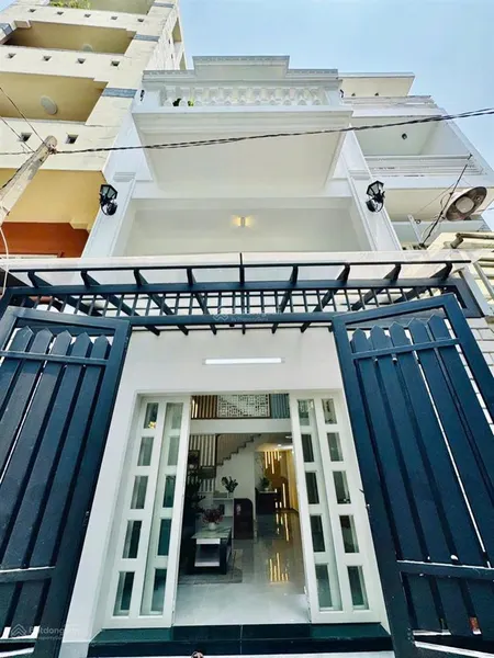 Kinh doanh cực kỳ tốt ! nhà 3tầng3pn trần minh quyềnq10 45m² sổ ở nhà.nhỉnh 2tỷ890 gọi gấp em khôi